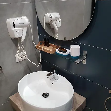 Bed & Breakfast Your In *