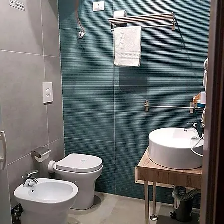 Your In فندق مبيت وإفطار نابولي